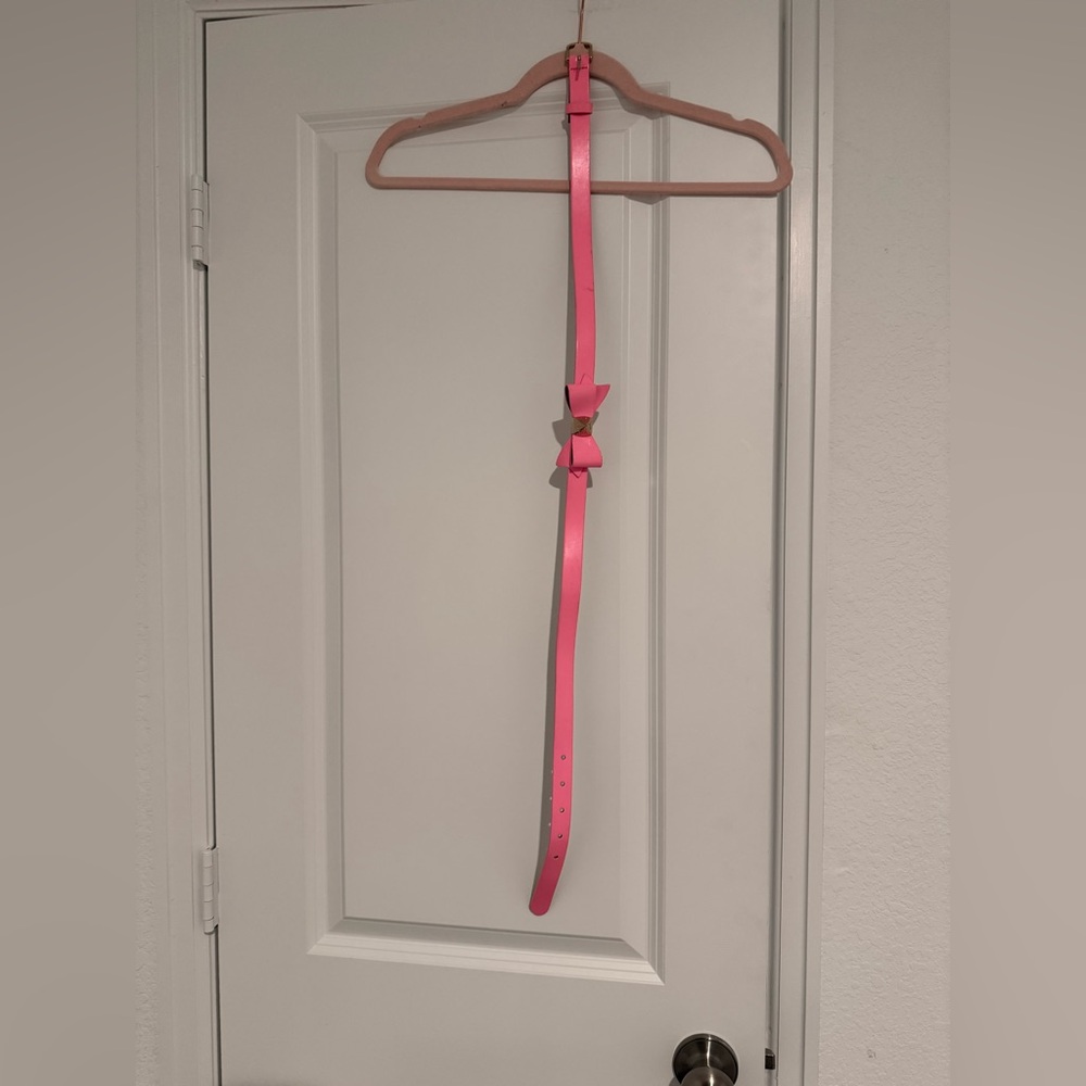 Pink Bow Accent Belt